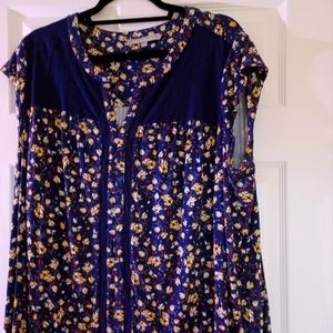 Daniel Rainn 3X Sleeveless Navy Top with tiny flowers